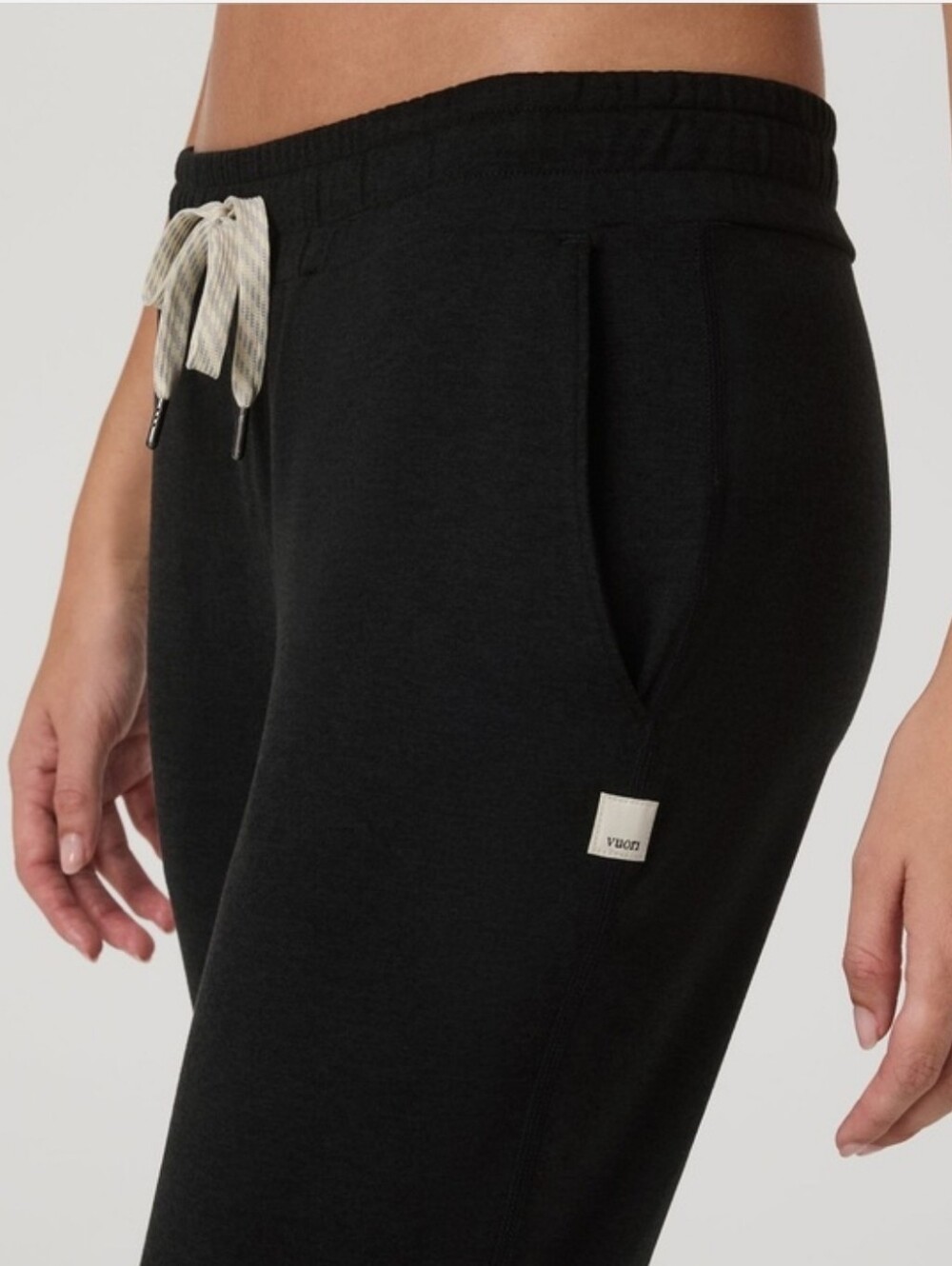 Vuori Black Weekend Joggers Athleisure Activewear Sweatpants - Picture 2 of 5